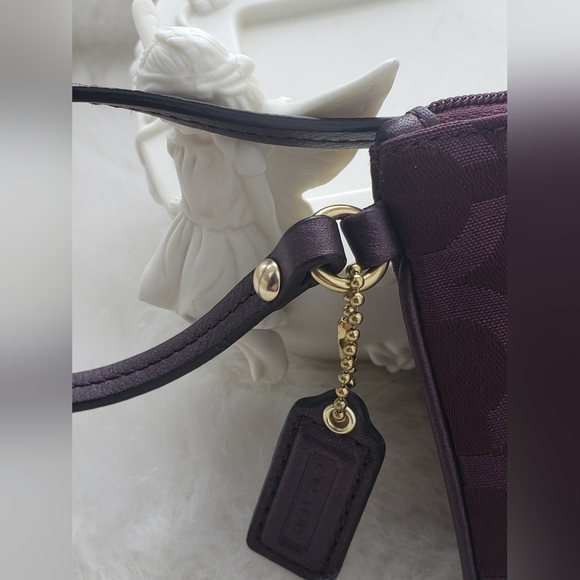 Coach Burgundy Signature Wristlet - Picture 2 of 16